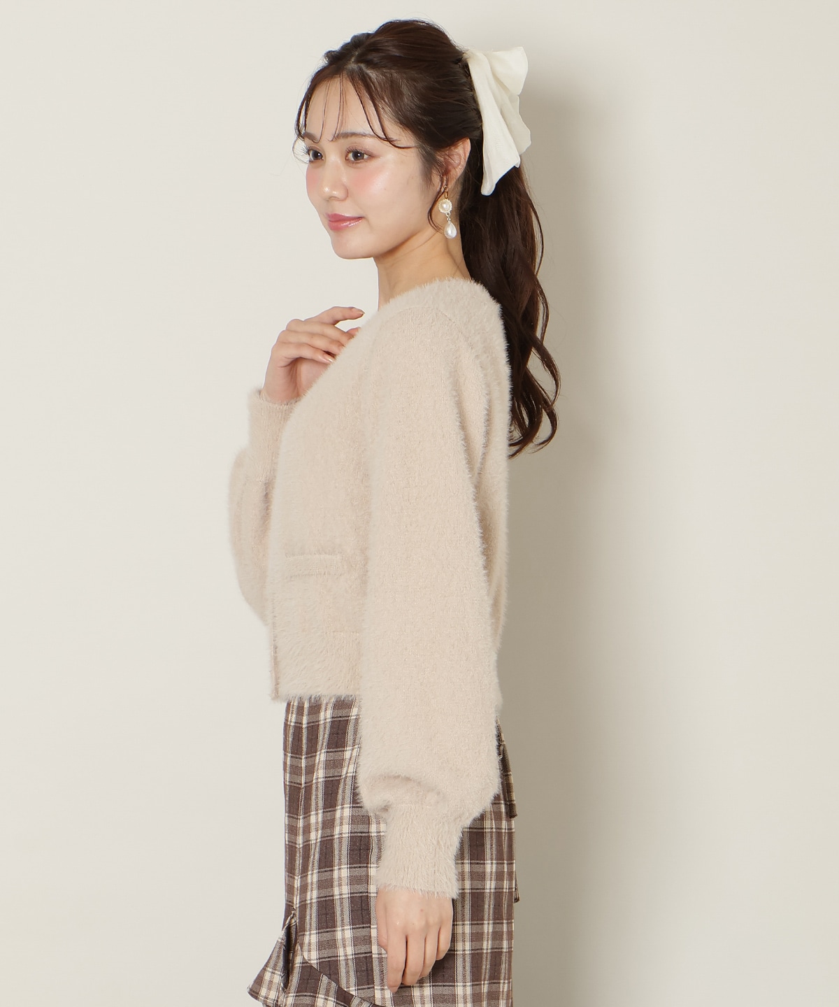 【1/1(thu)10時発売 New Year's Item】リボンボタンフェザーカーディガン