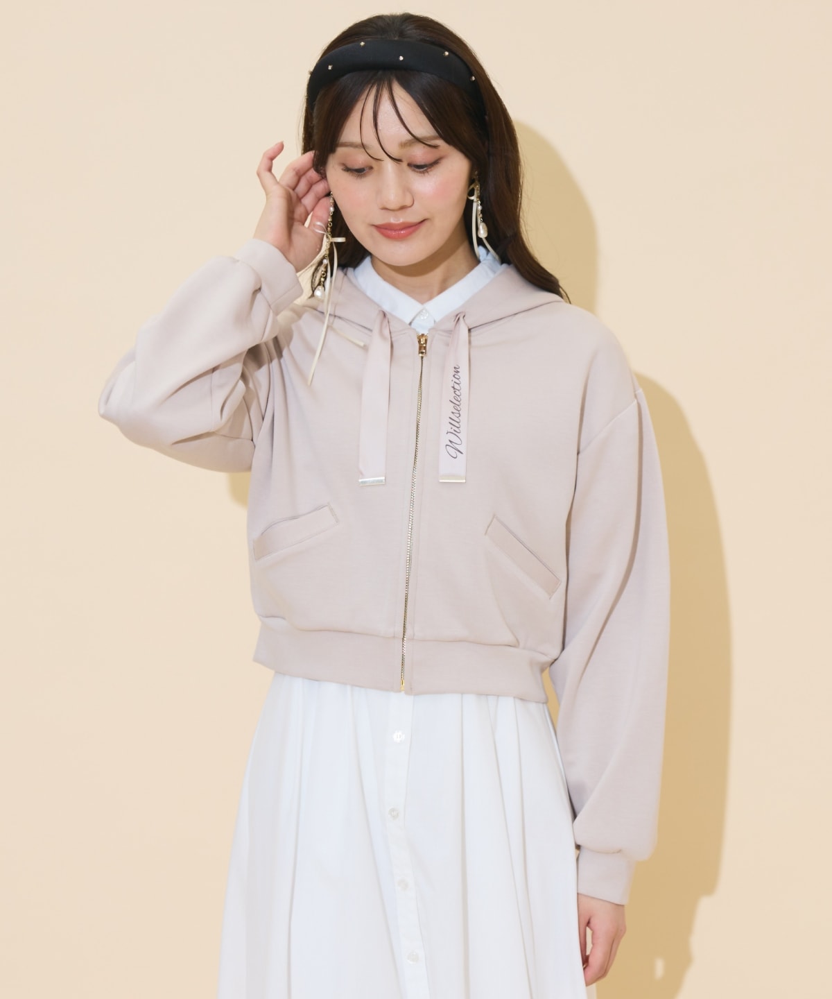 ロゴテープパーカー