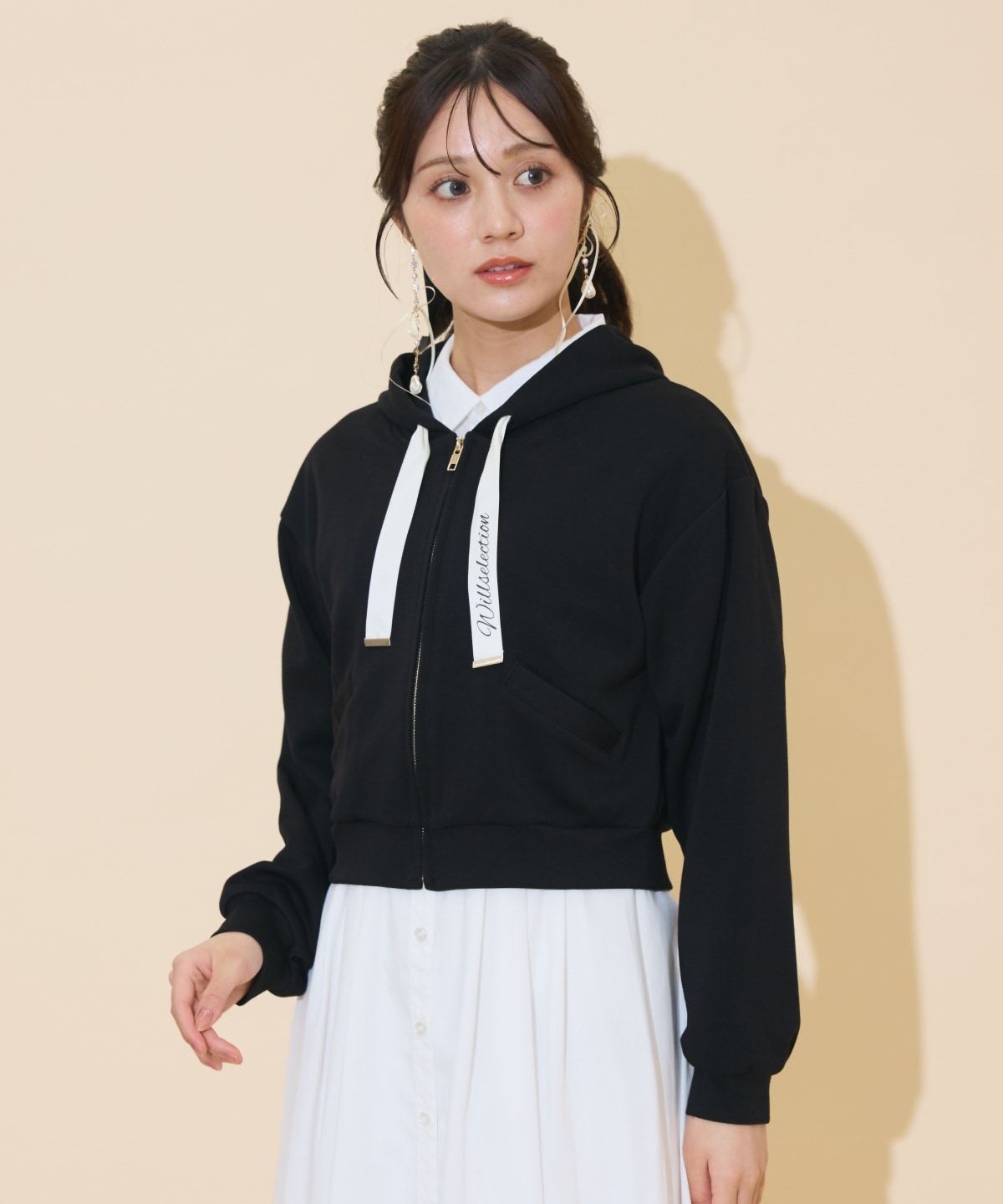 ロゴテープパーカー