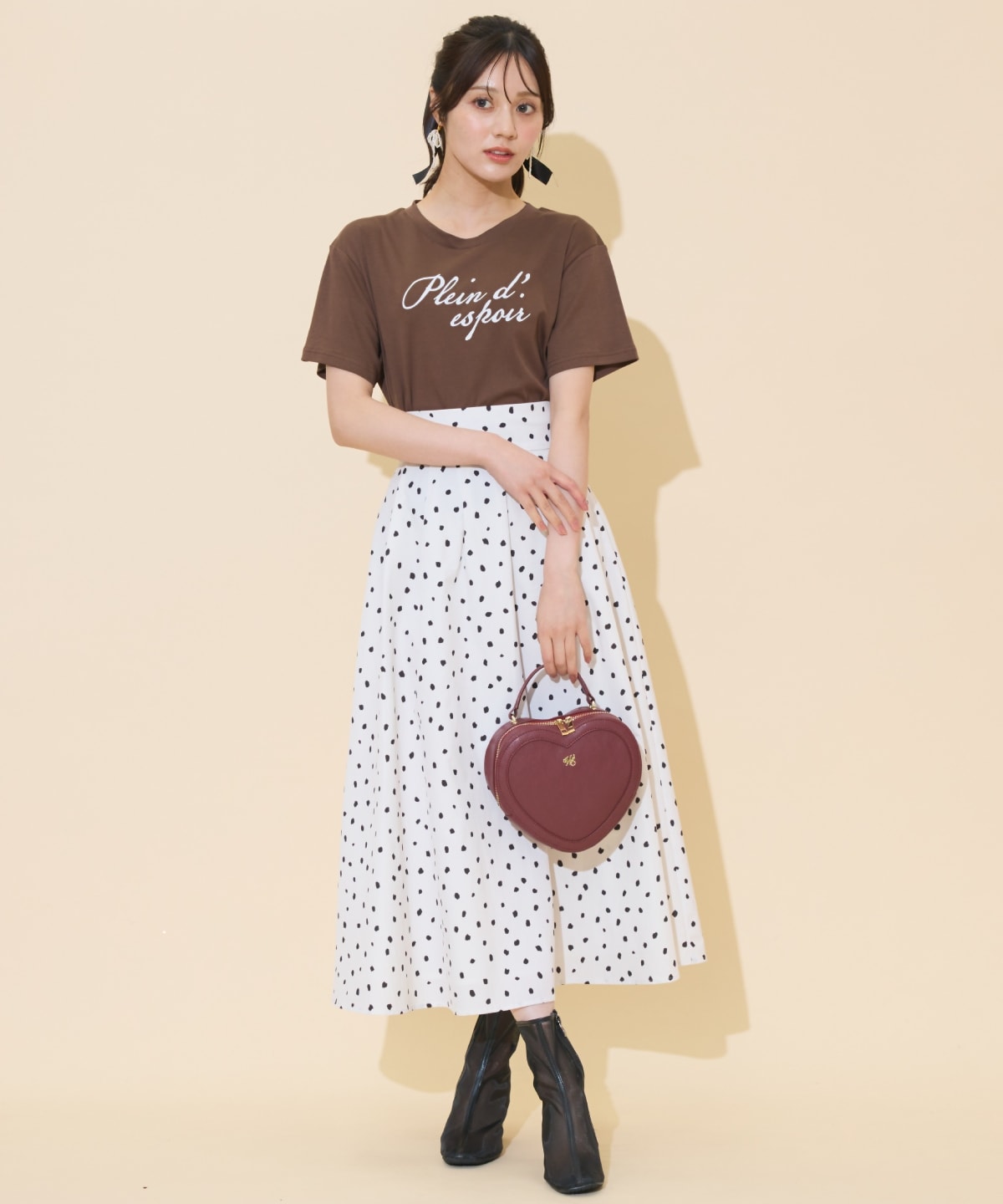 ドロップショルダーロゴTシャツ