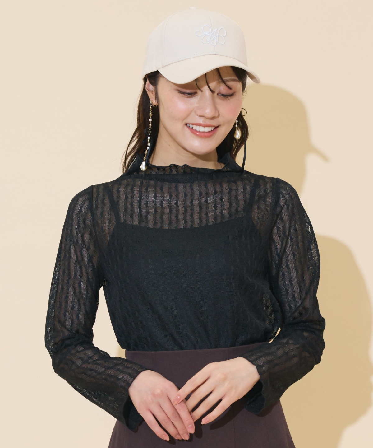 メロウハイネックトップス