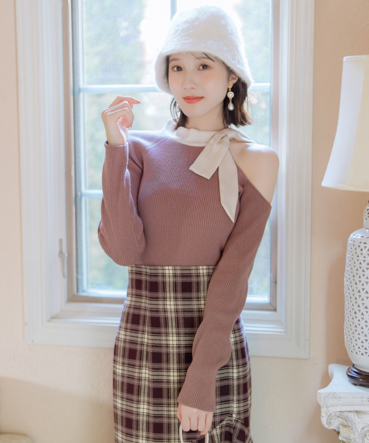 ワンショルリボンタイリブニット