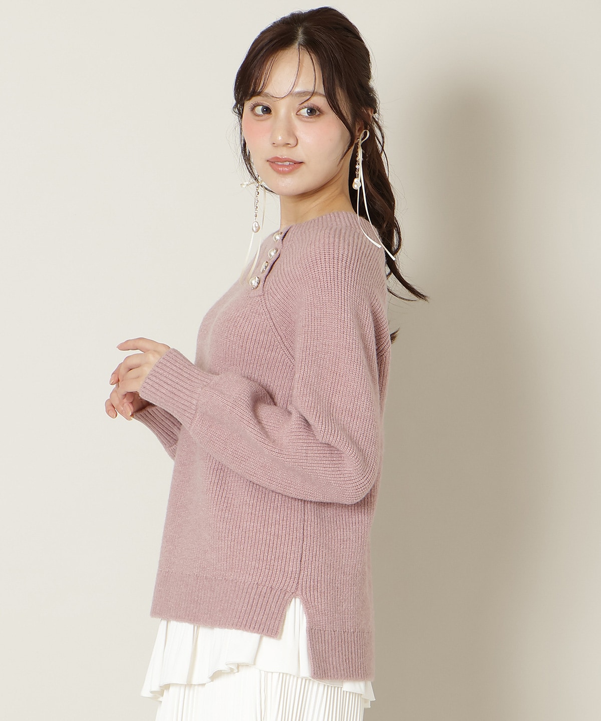 【KNIT PLEATS SET series】アソートボタンデザインニット
