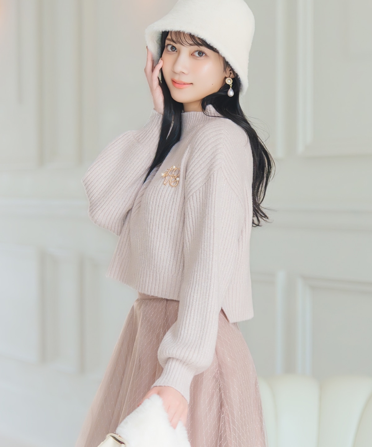 【12/5(fri)10時発売】ブローチ付きクロップドラメニット