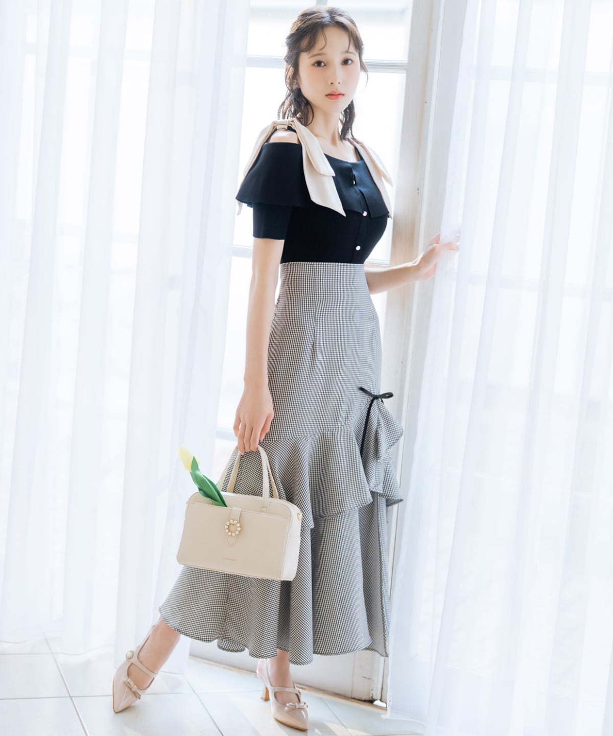 スリットデザインラッフルリボンスカート