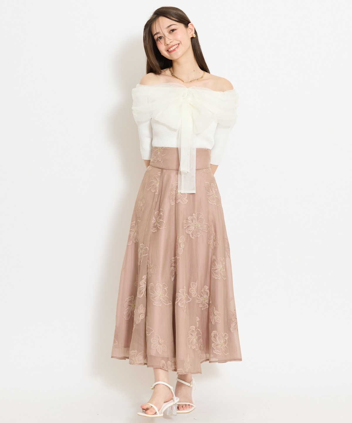 フラワー刺繍シアースカート