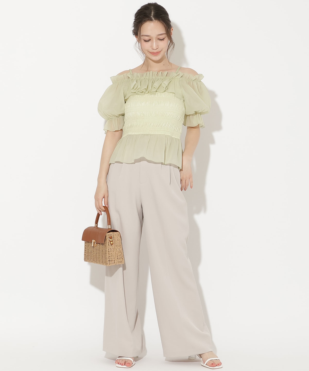 ダブルタックワイドパンツ