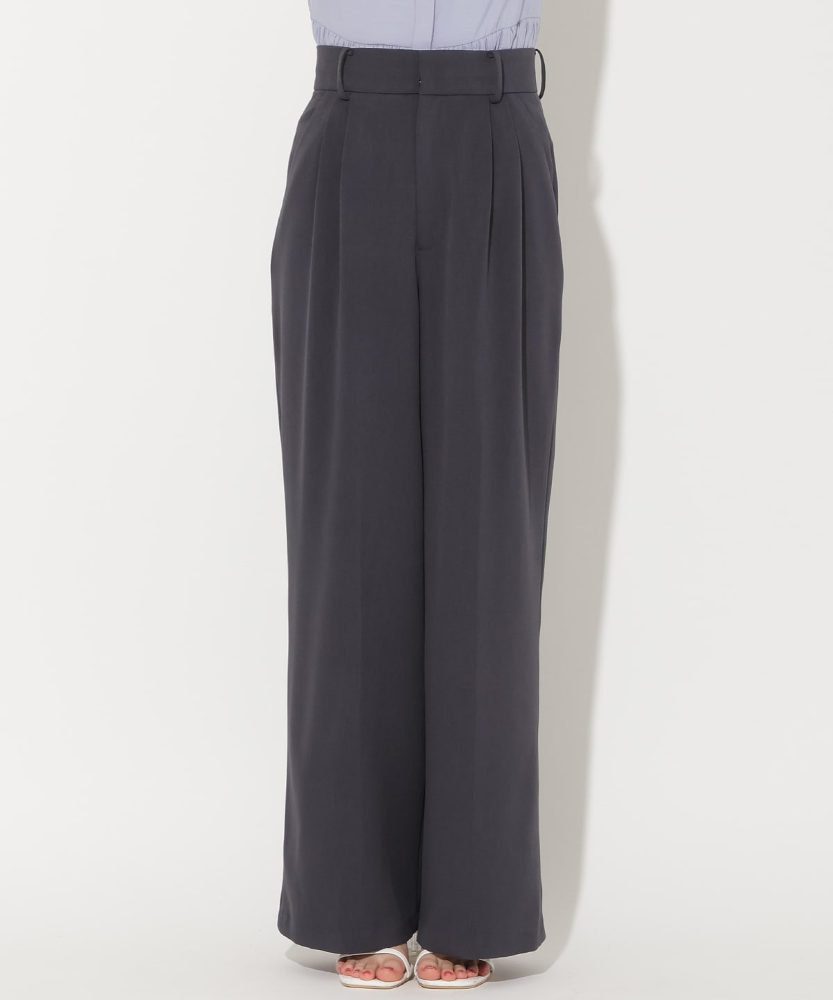 ダブルタックワイドパンツ