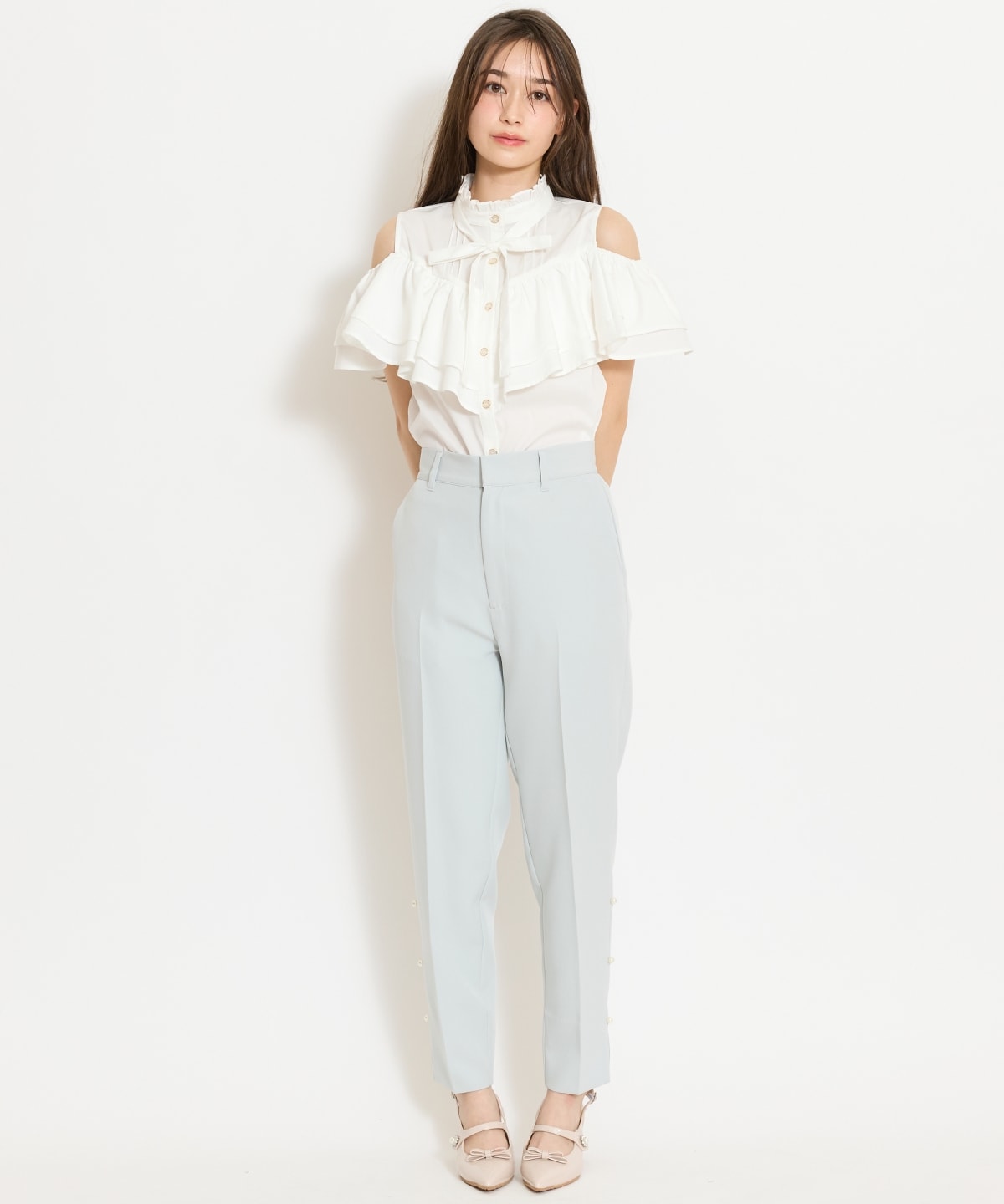 パールデザインテーパードパンツ