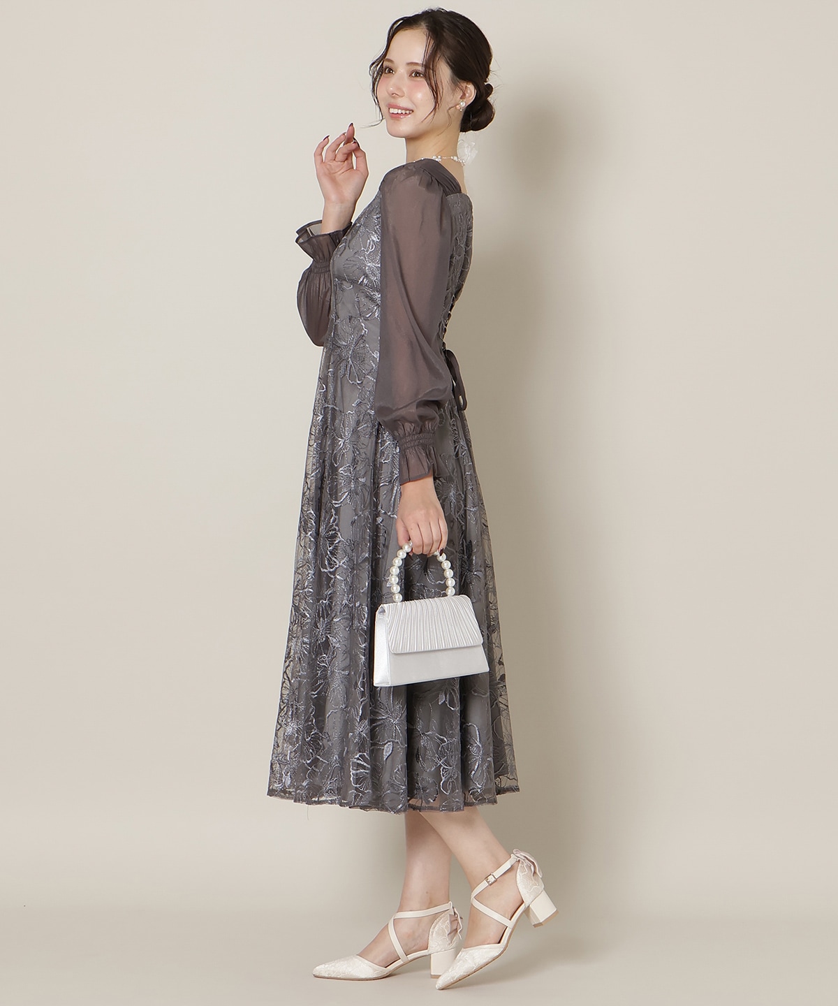 パネルラインフラワーレースワンピース