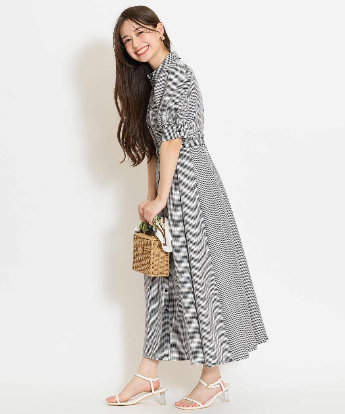 ベルト付きタックスリーブフレアワンピース