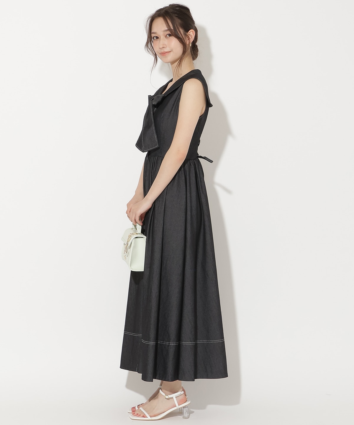 セーラーカラーノースリーブシャツワンピース