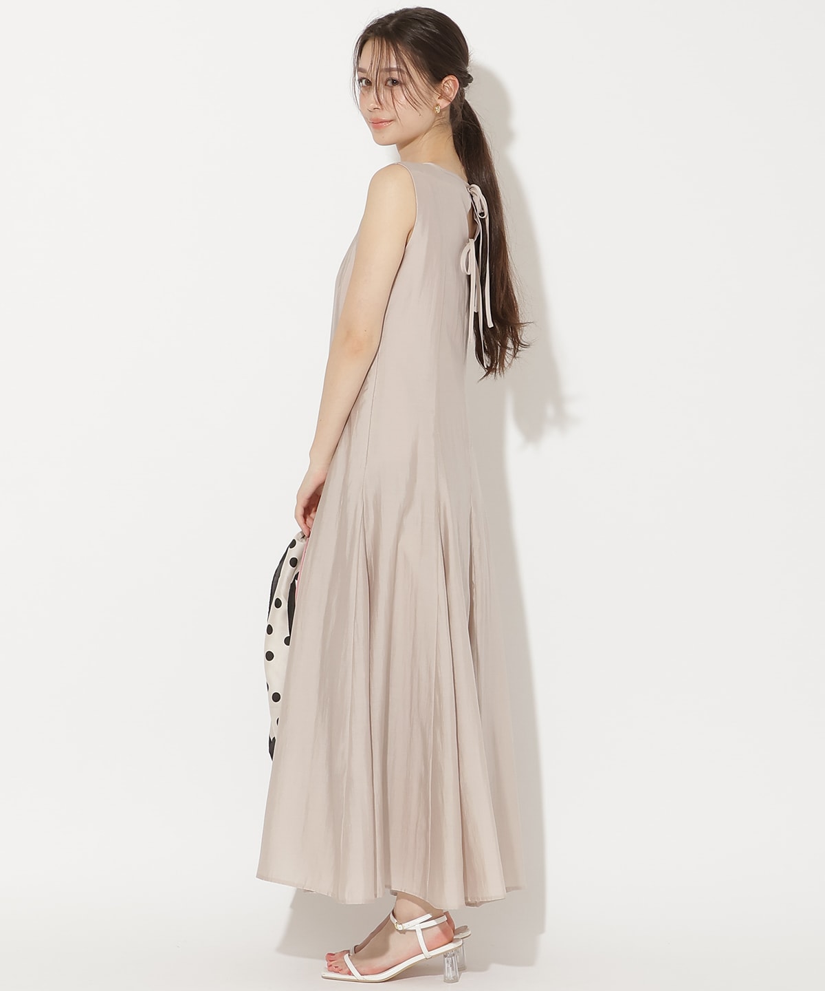バックリボンノースリーブAラインワンピース