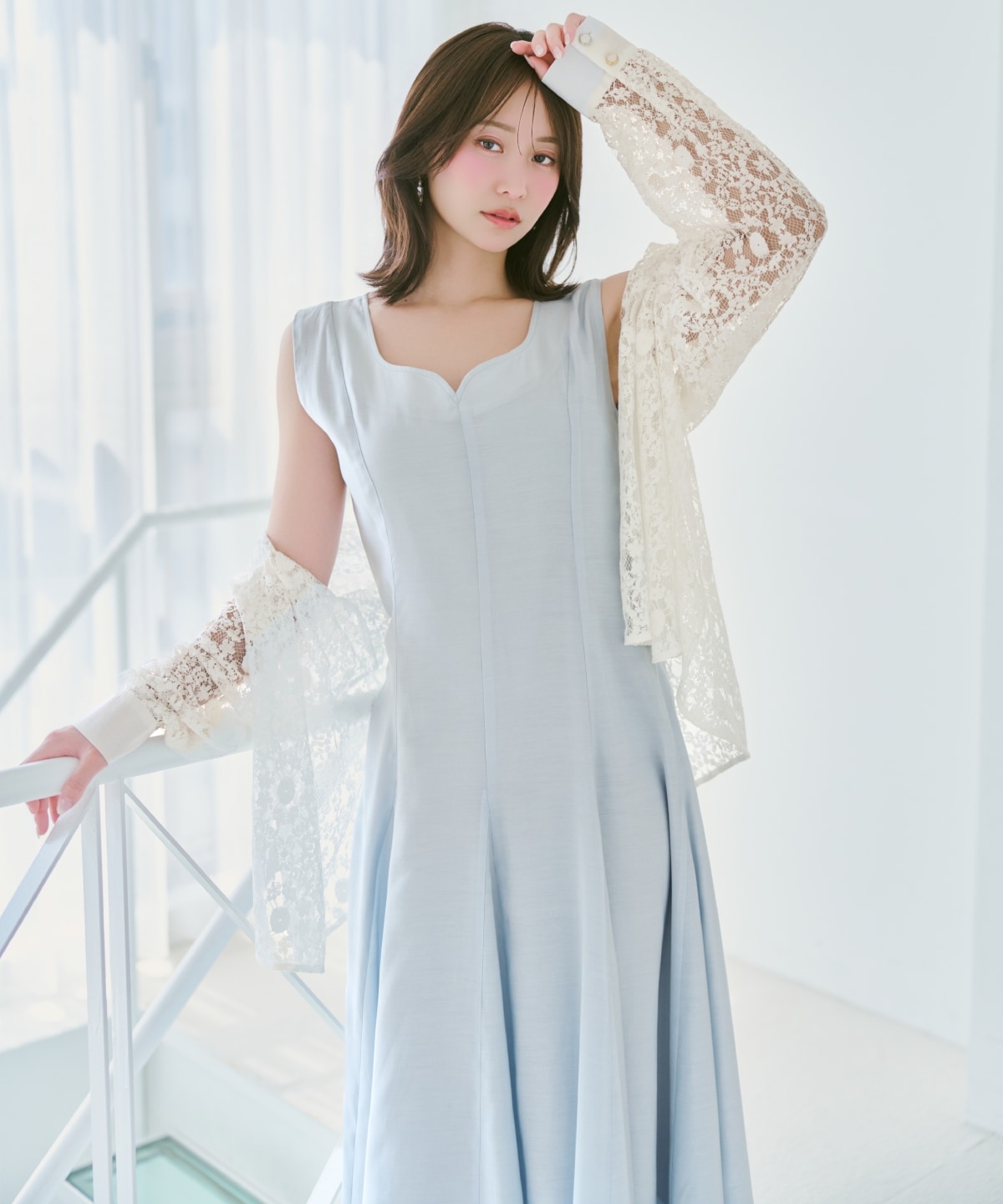 バックリボンノースリーブAラインワンピース