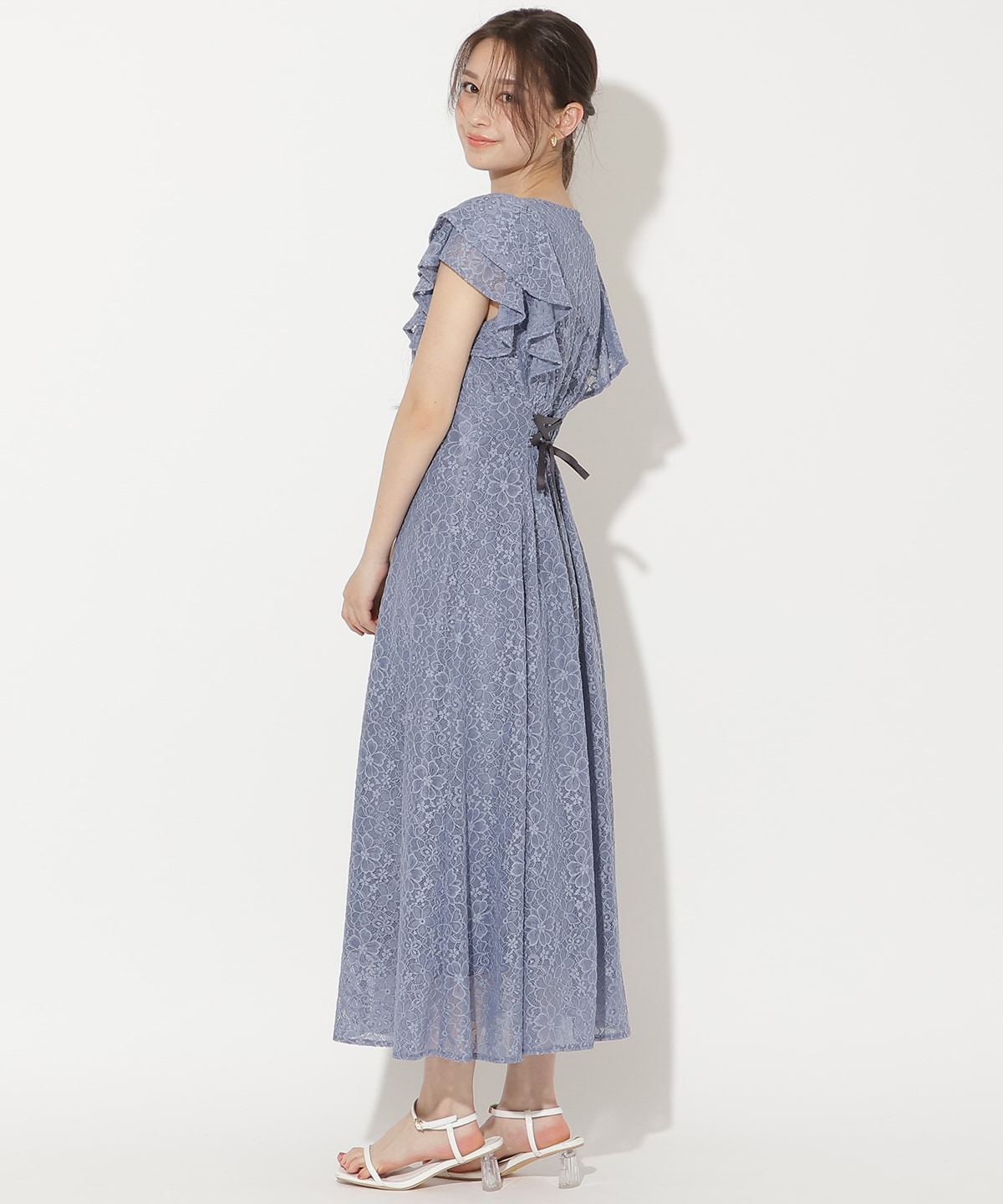 フリルスリーブフレアワンピース