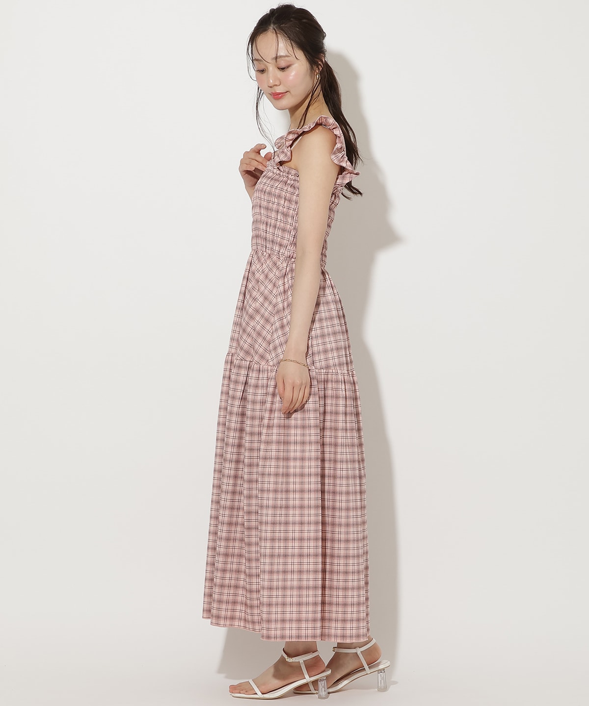 【6/26(fri)10時発売】フリルショルダーシャーリングティアードワンピース