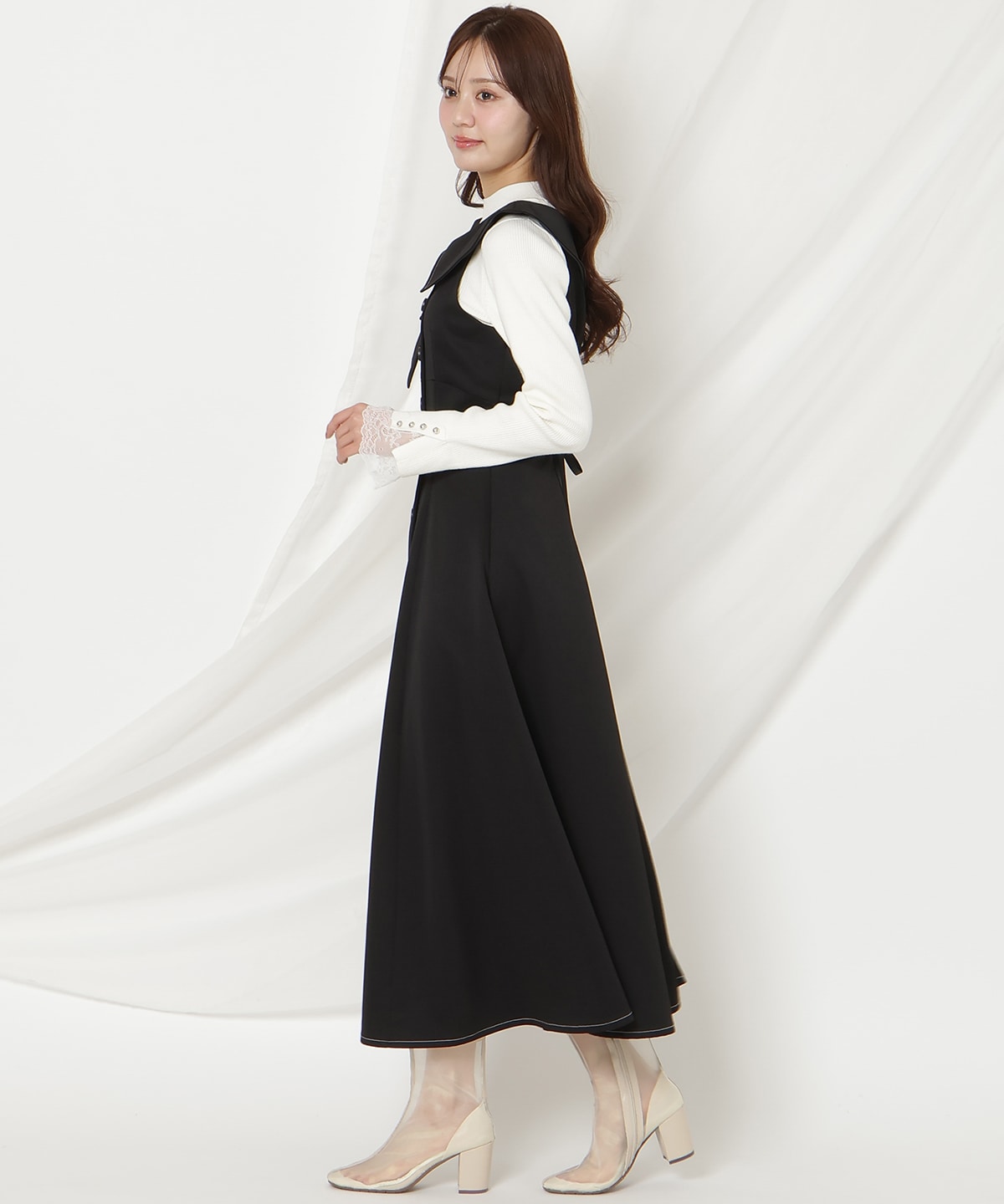 アシンメトリーリボンショルダーワンピース