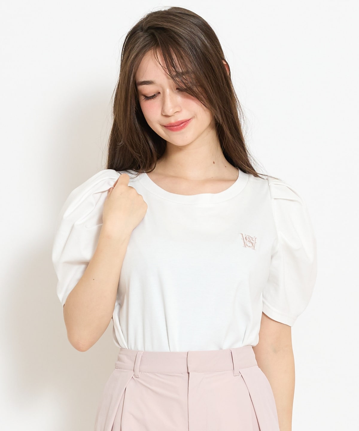 ロゴ刺繍タックスリーブTシャツ