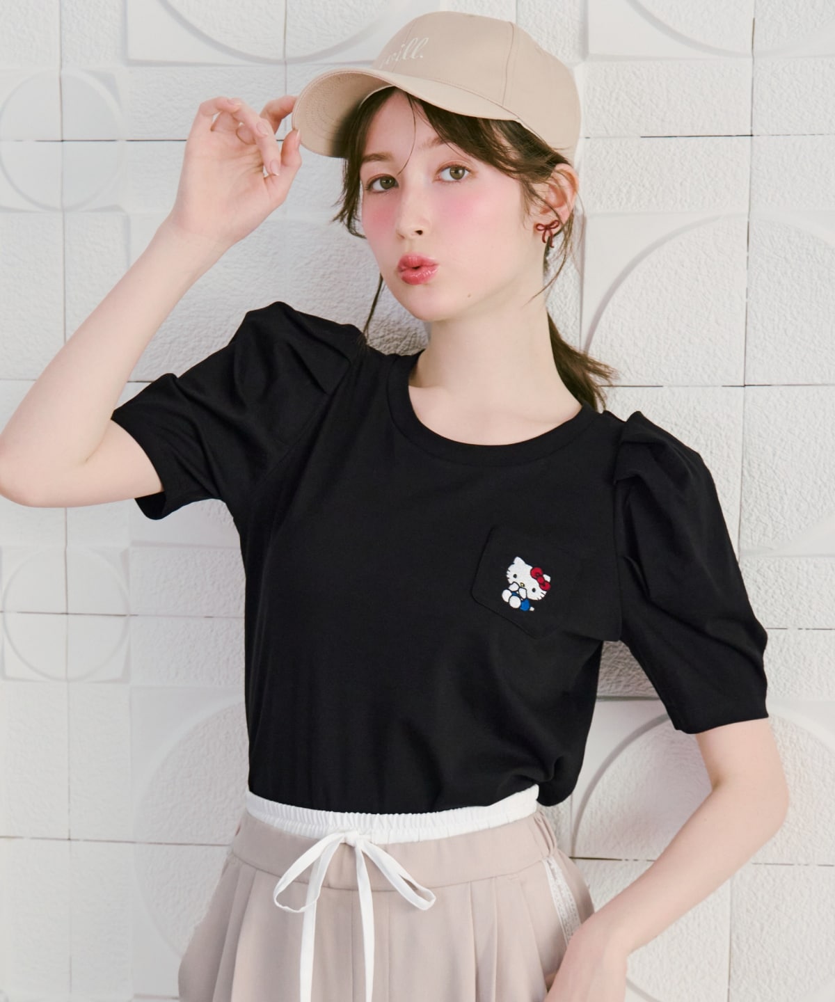 【7/16(thu)10時発売】WILLSELECTION×HELLO KITTY 刺繍カットトップス