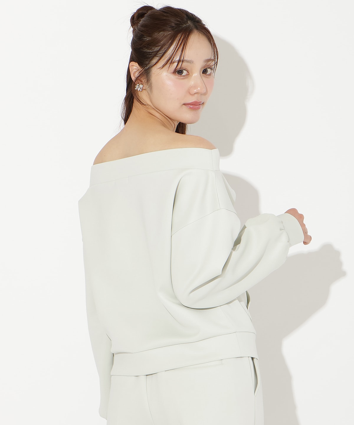 【3/12(thu)10時発売】ダブルZIPオフショルスウェットトップス