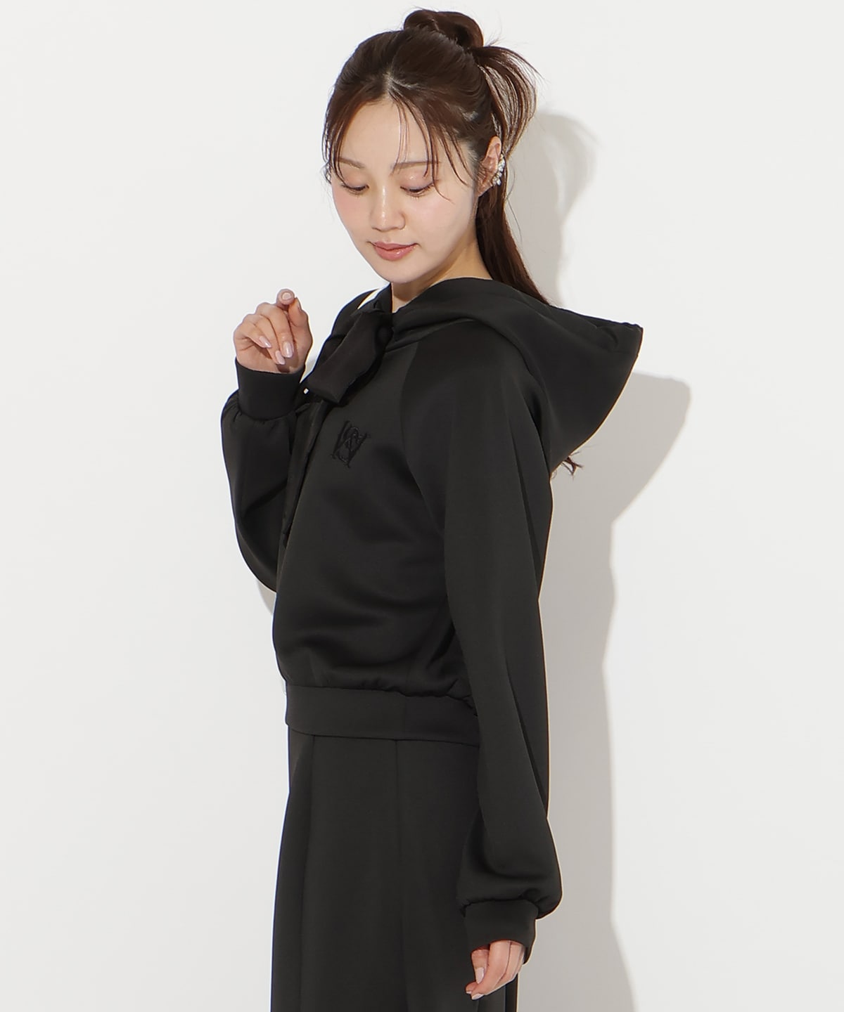 【3/12(thu)10時発売】リボンスウェットフーディー