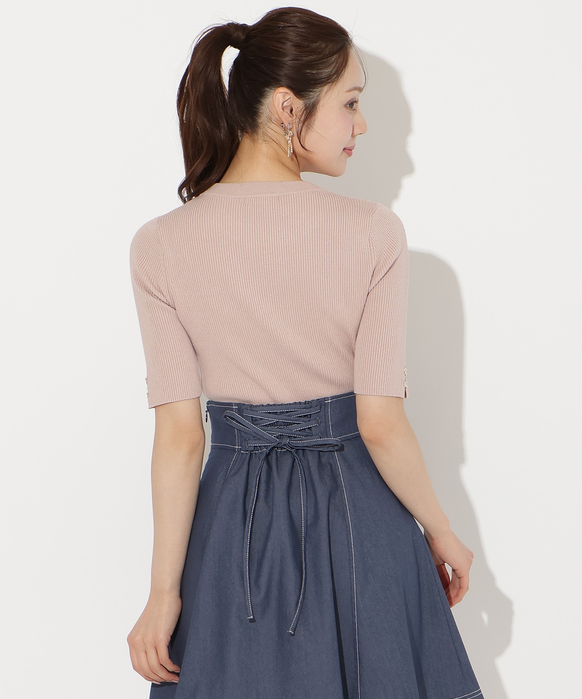 袖口リボンリブニット