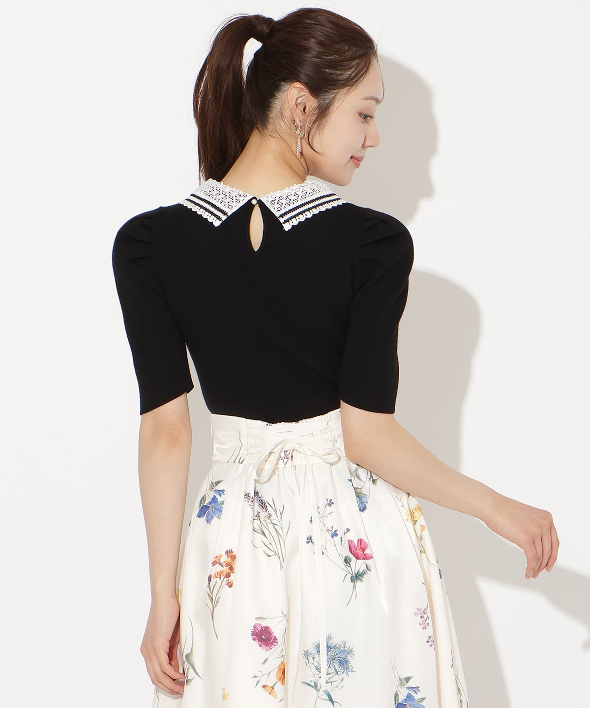 バイカラーレース襟リブニット