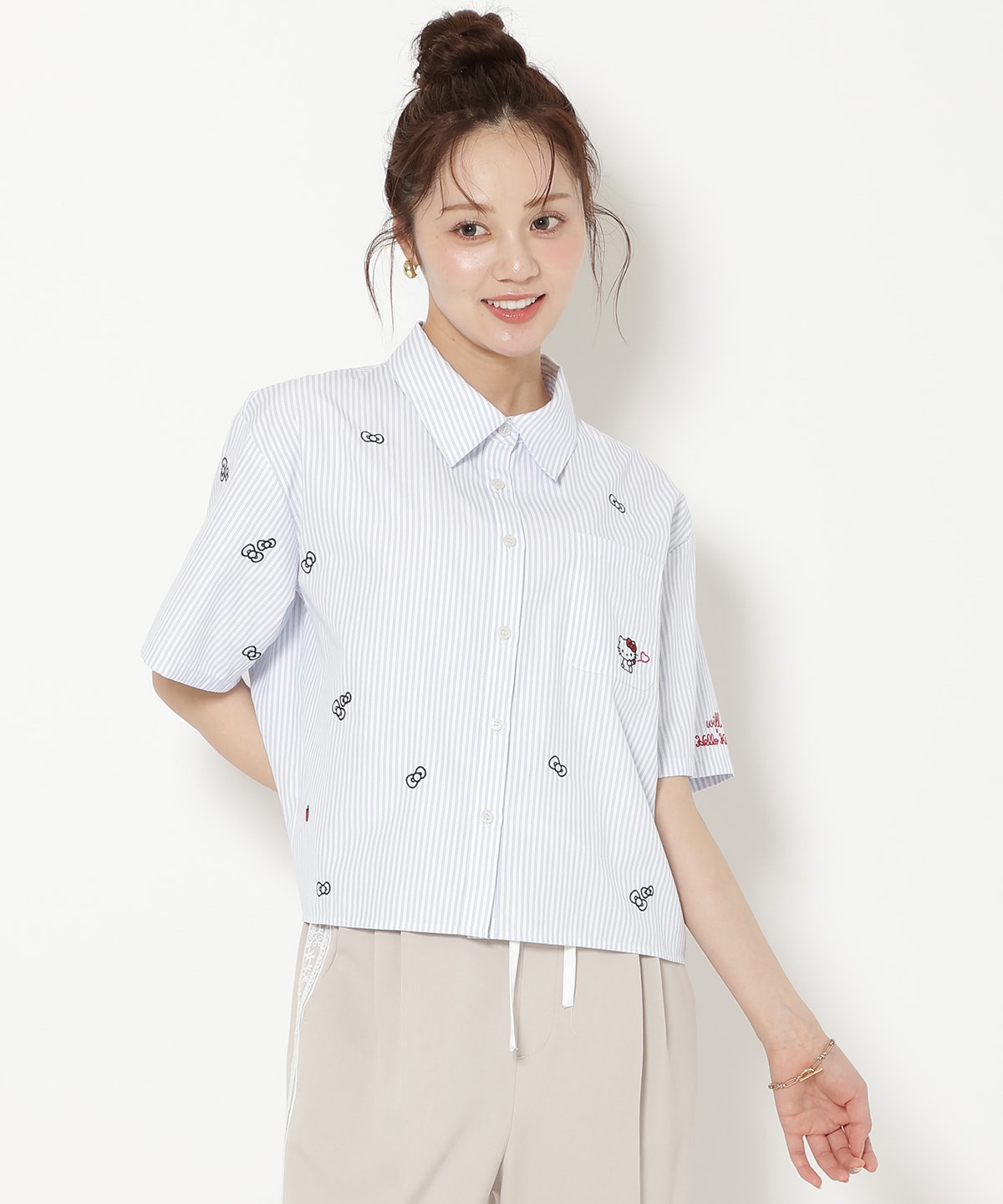 【8/7(fri)20時発売】WILLSELECTION×HELLO KITTY 刺繍クロップドシャツ