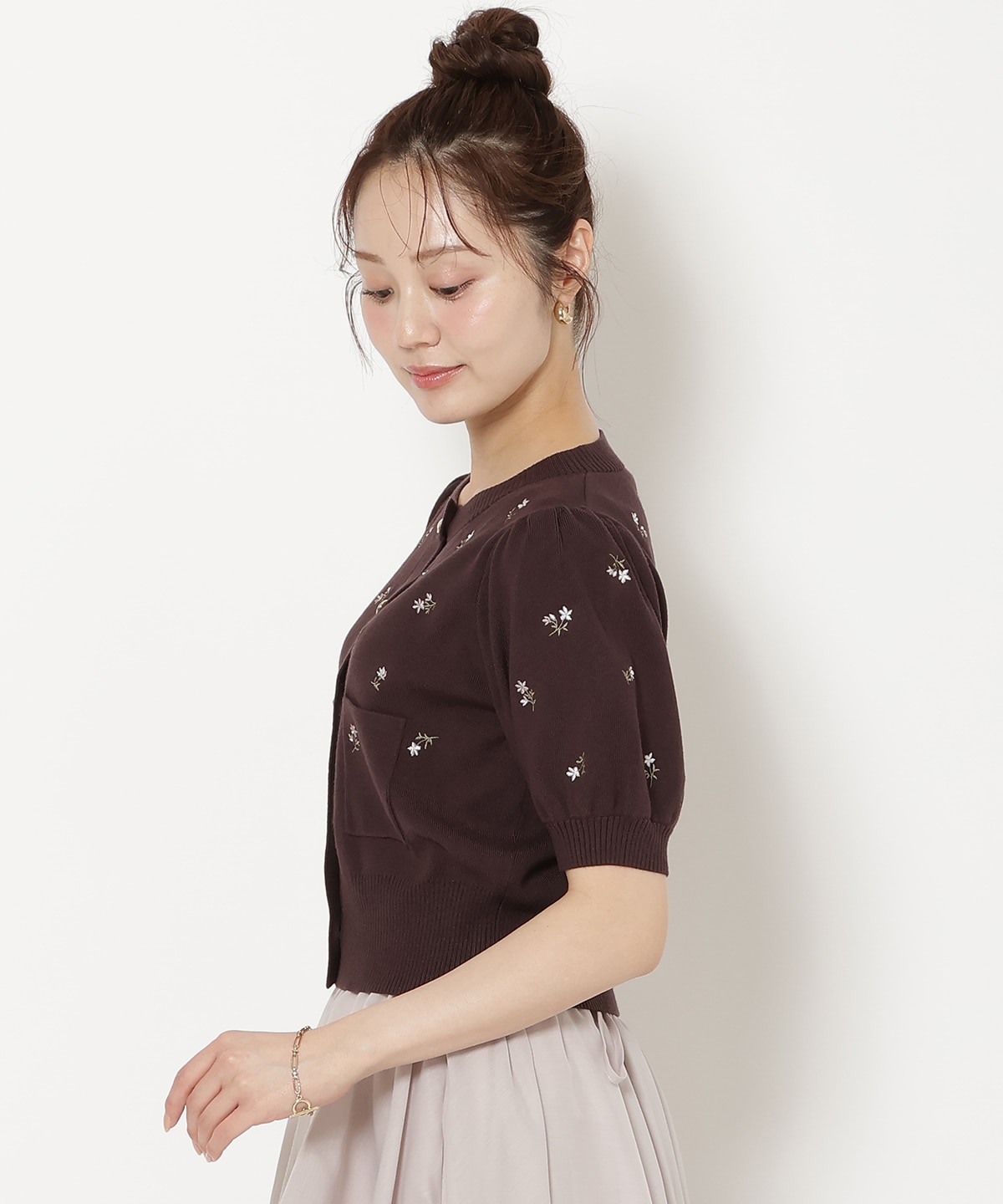 【8/7(fri)20時発売】モチーフ刺繍カーディガン