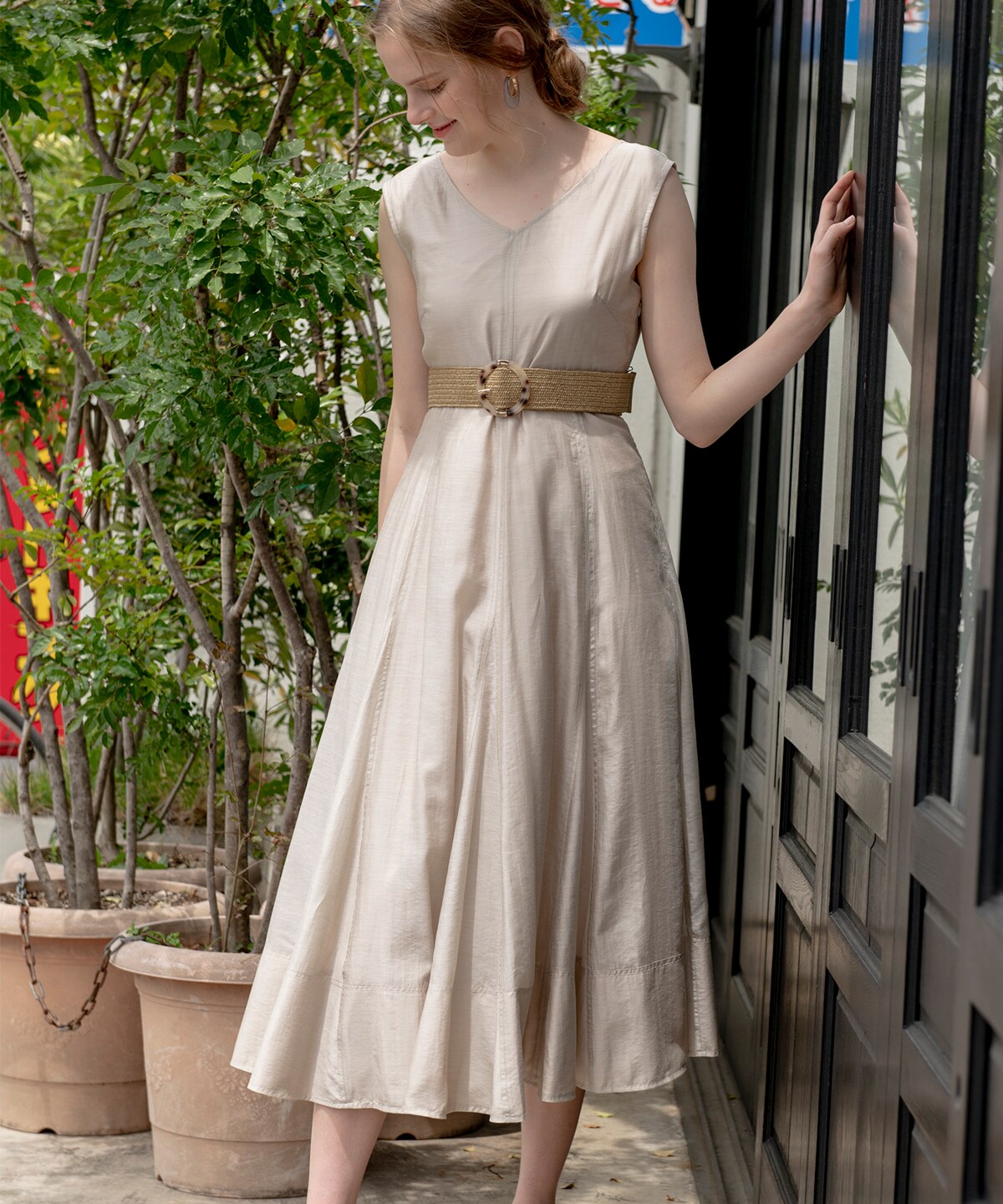 ブライトシアーノースリフレアワンピース M ベージュ And Couture 公式オンラインショップ バーンデストローズ