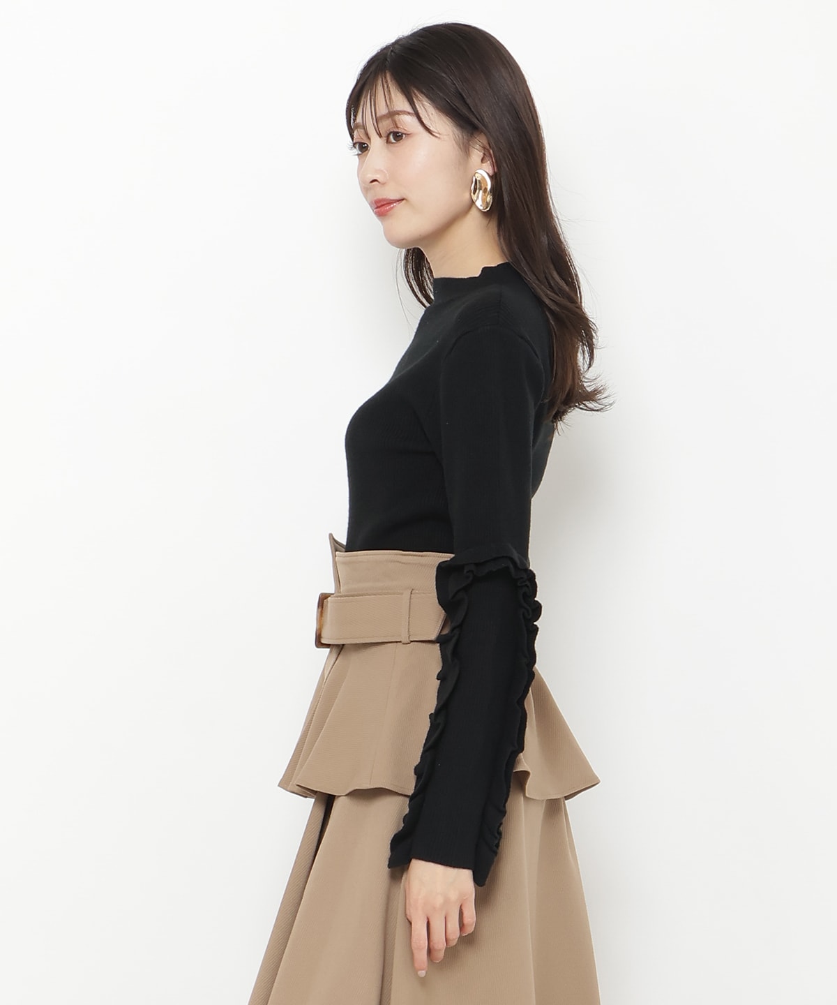 袖フリルハイネックリブニットプルオーバー