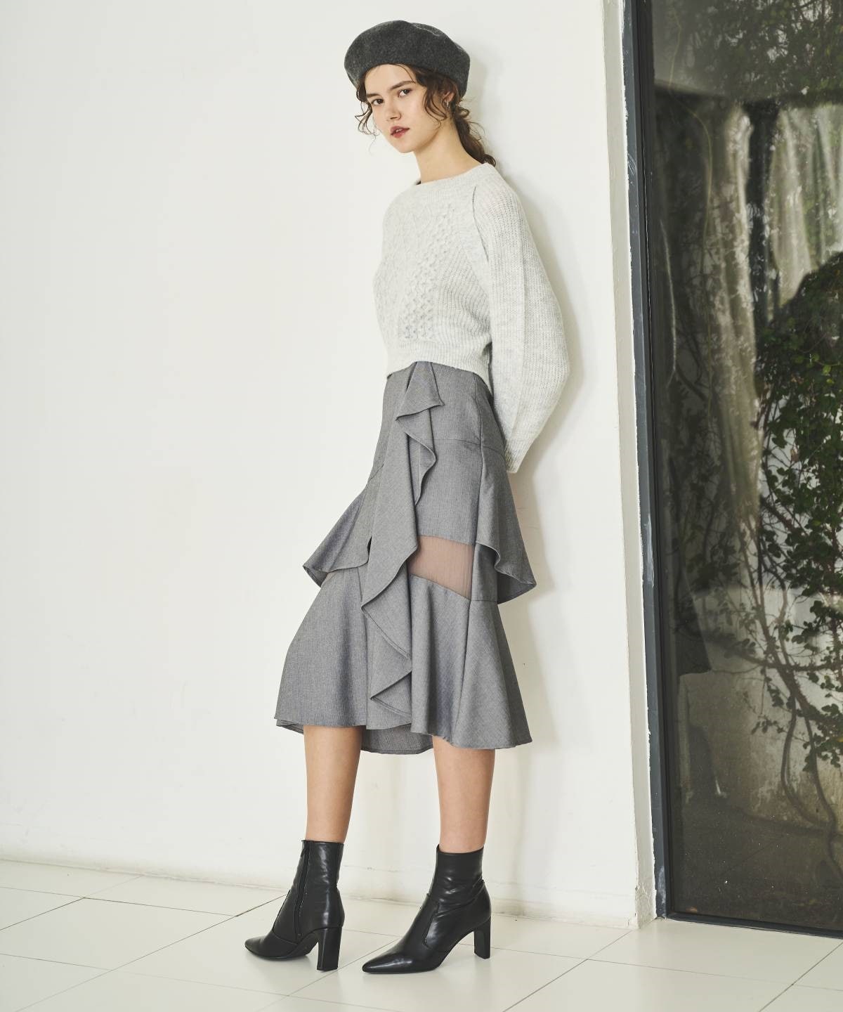 ラメケーブルクロップドプルオーバー