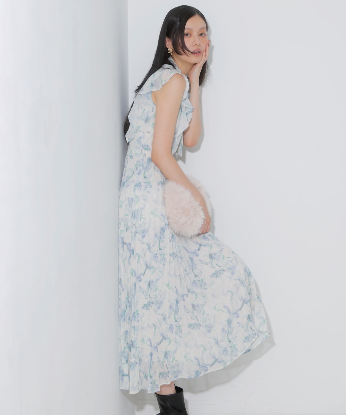 シフォンプリーツワンピース