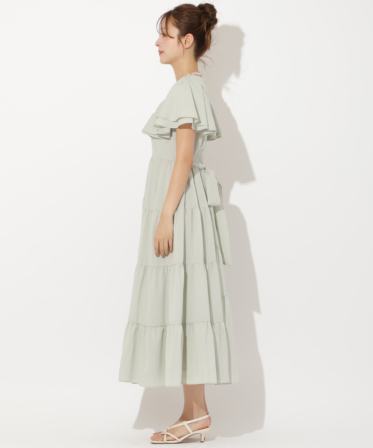 ギャザーVネックティアードワンピース