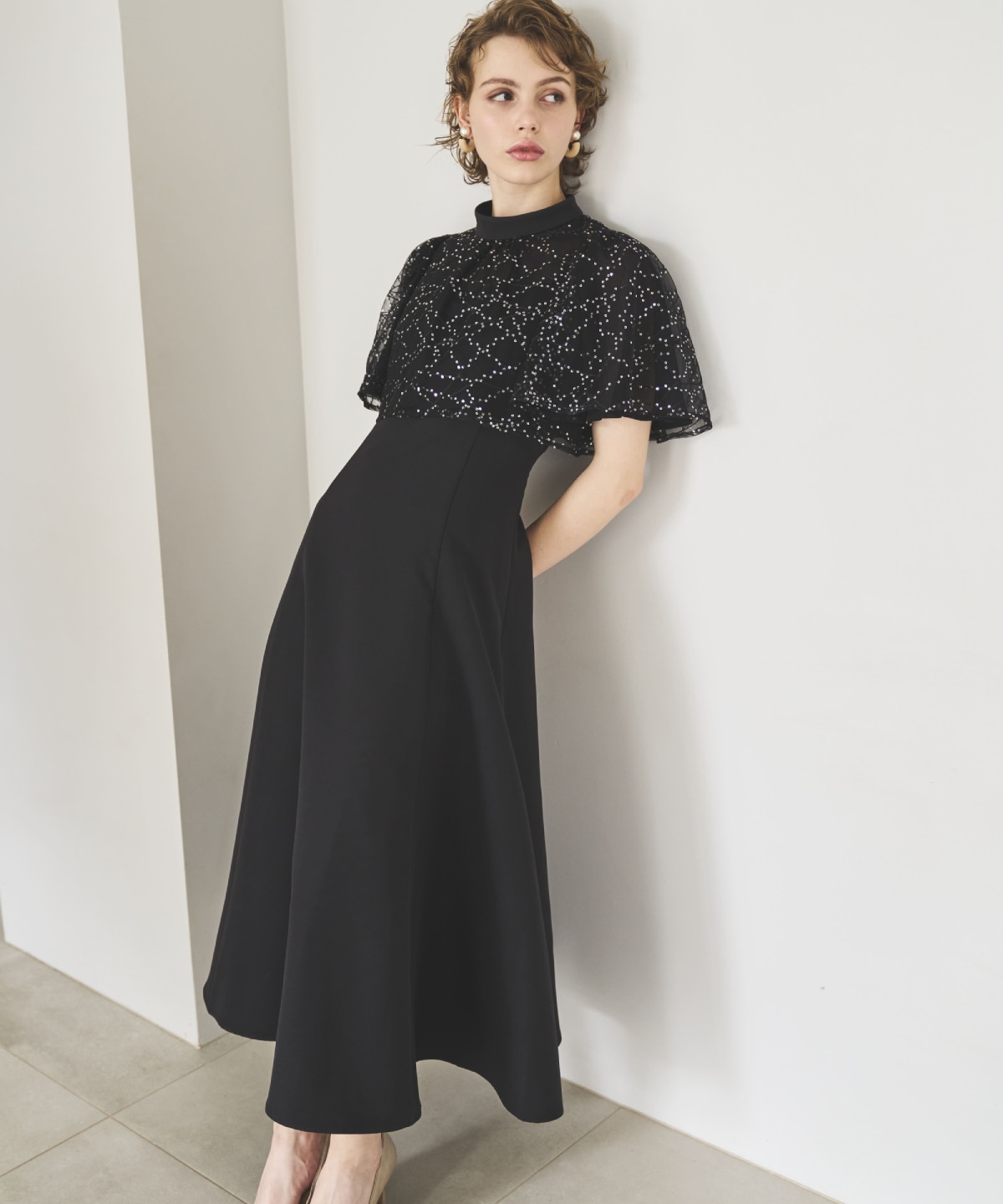 スパンコールチュールレイヤードレス