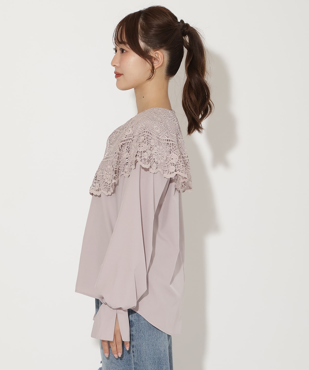 レースカラーブラウス