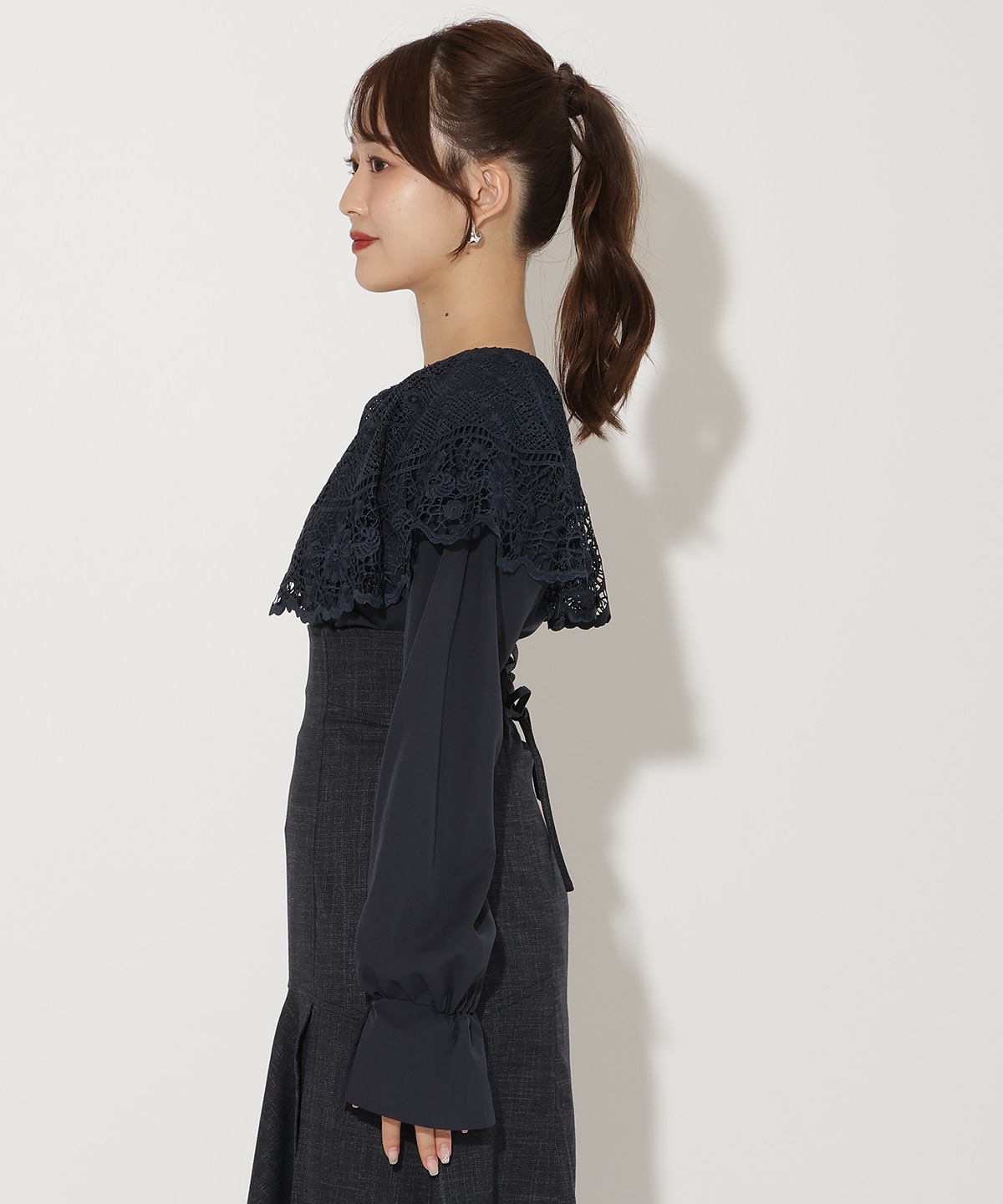 レースカラーブラウス