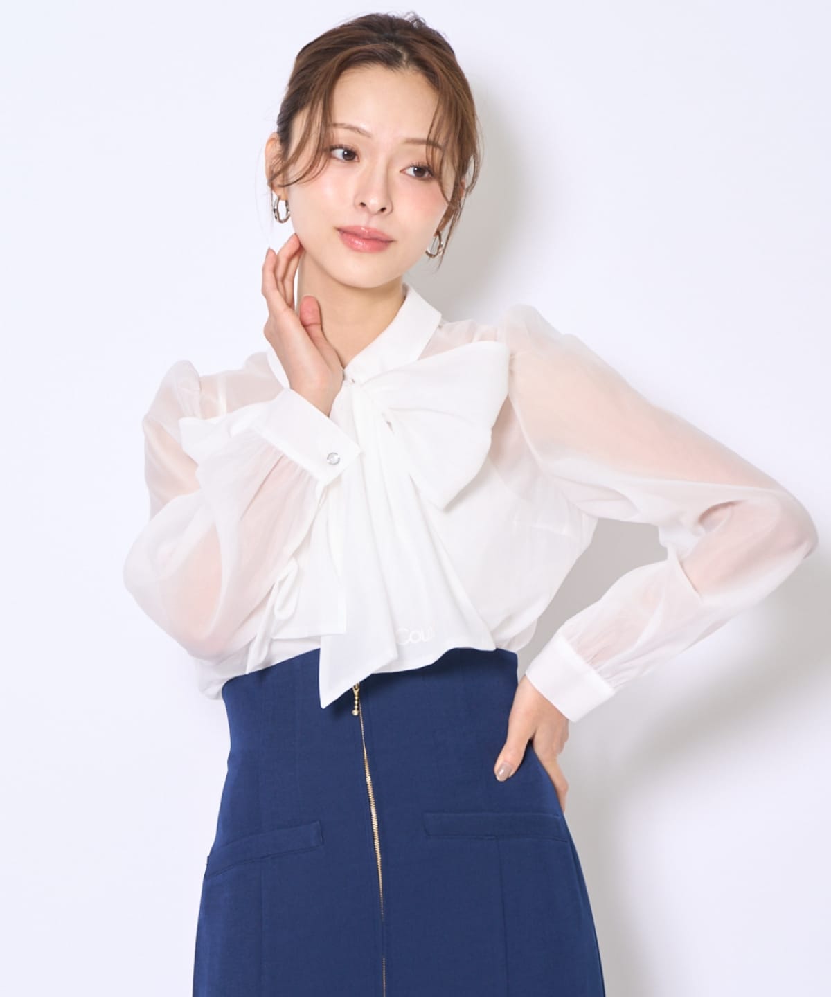 バタフライリボンシアー長袖ブラウス