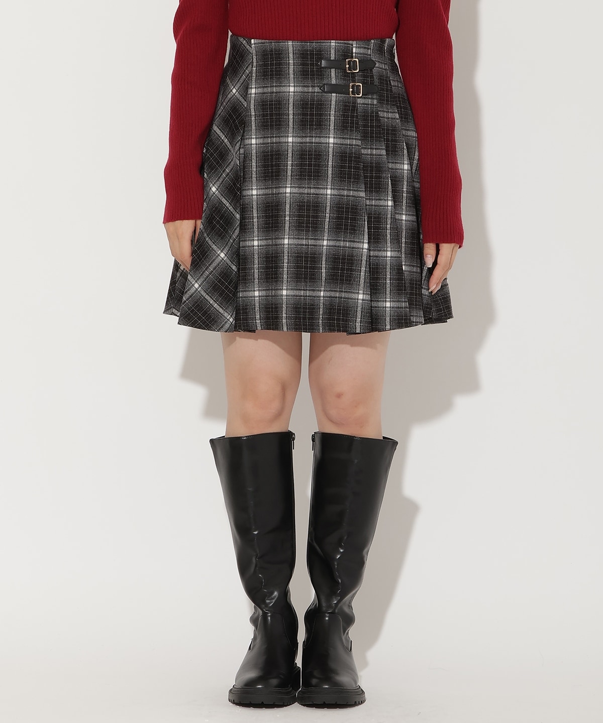 チェックミニスカート