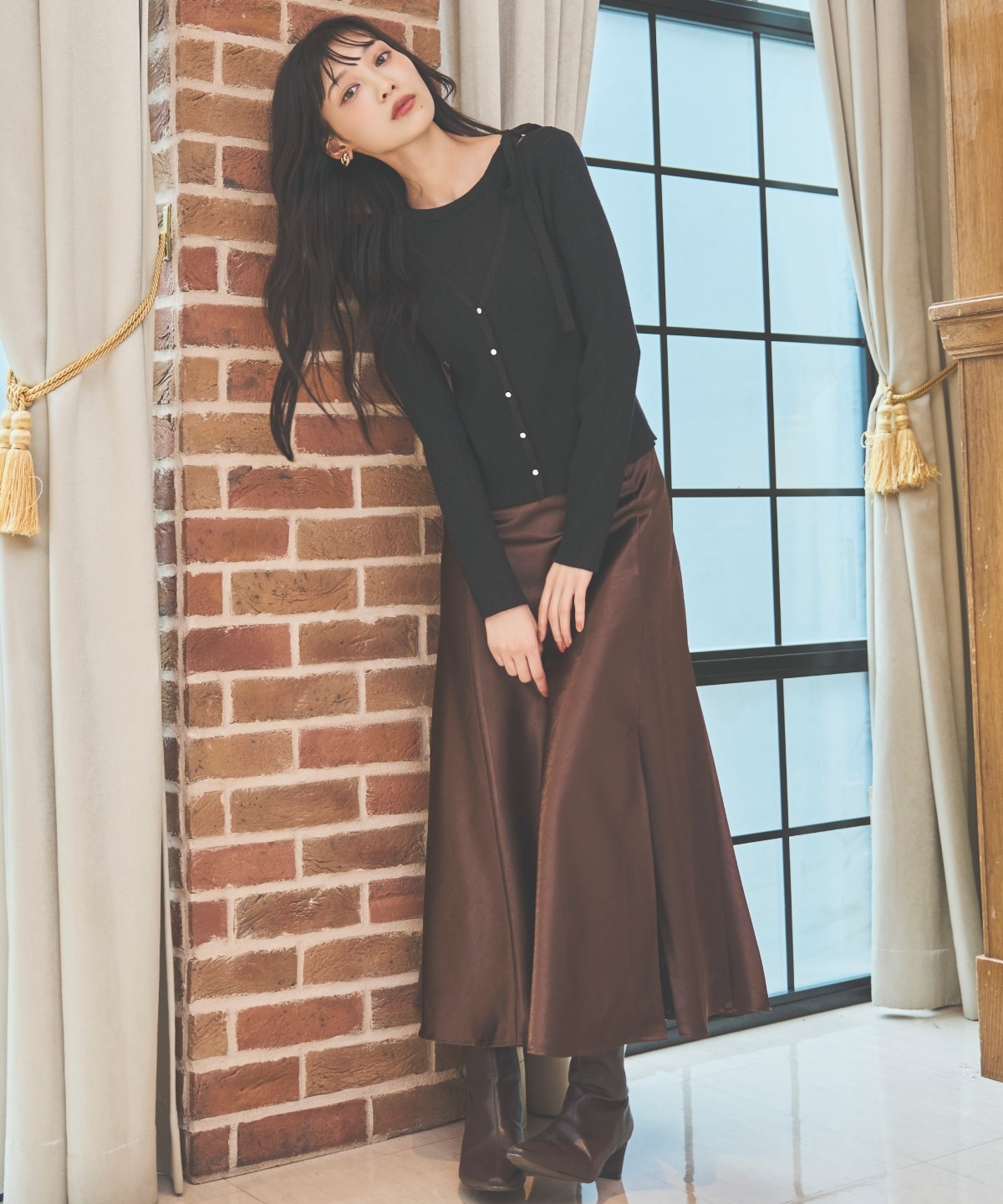 サテンバイアススカート