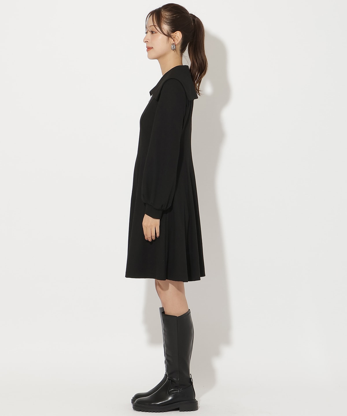 センターZIPミニワンピース