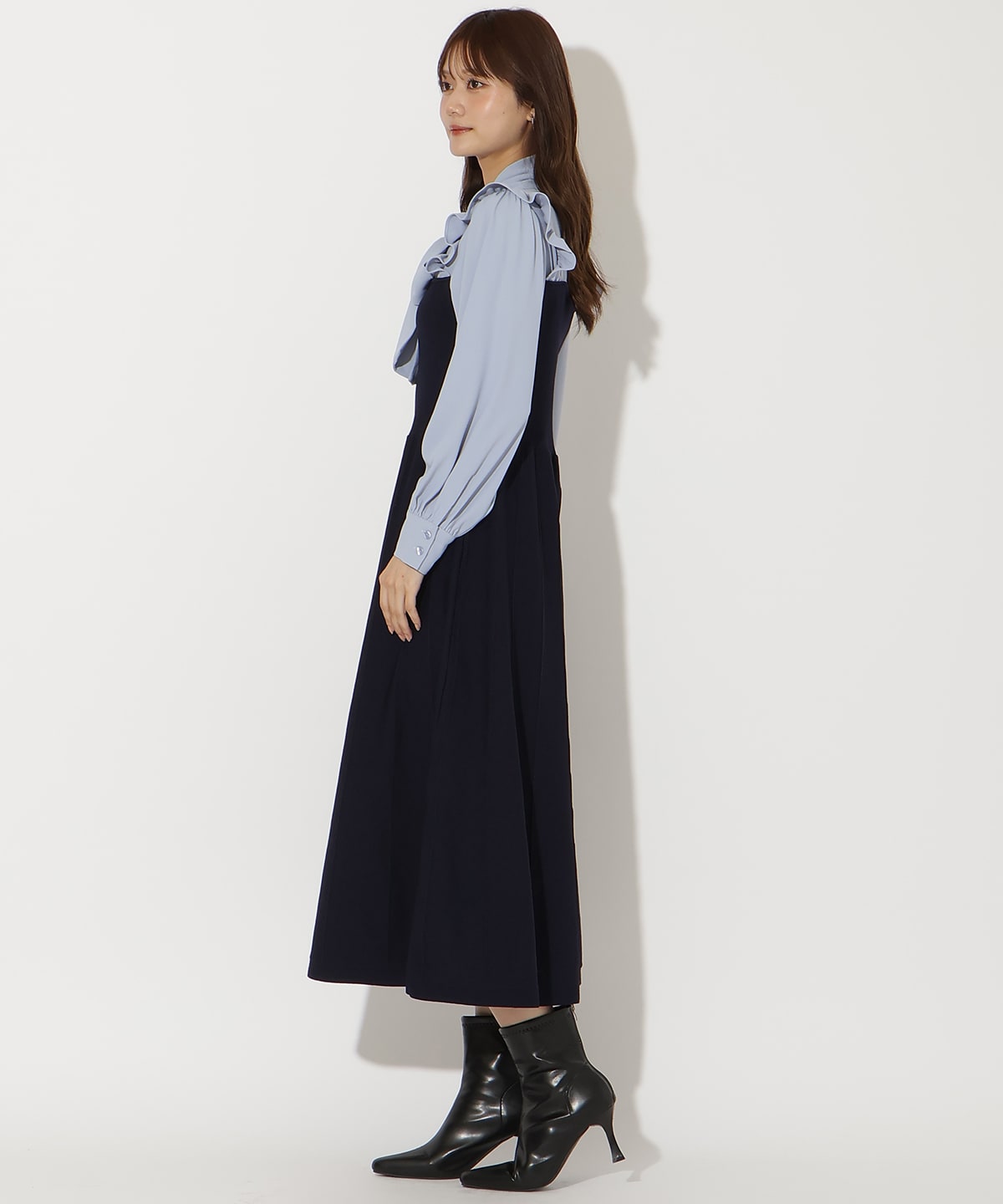 フリルショルダーボウタイドッキングワンピース