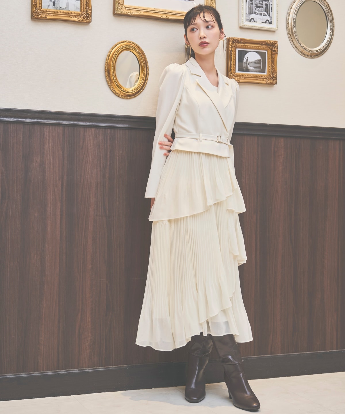 ジャケットレイヤードプリーツワンピース