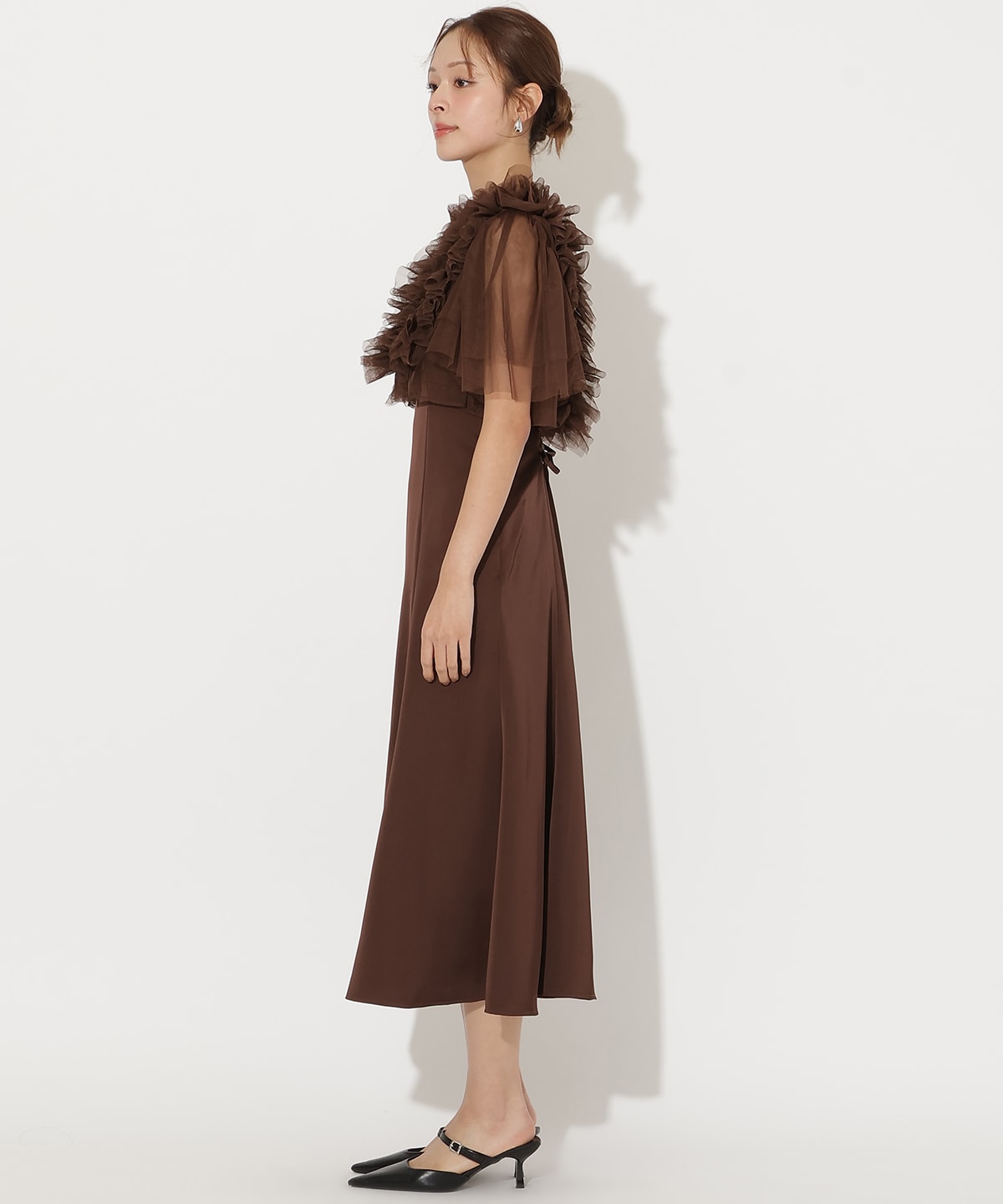 チュールフリルレイヤードドレス