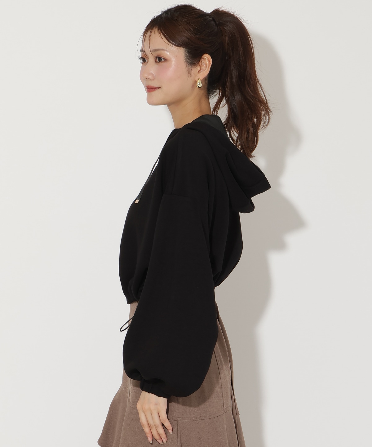 ダンボールポンチパーカー