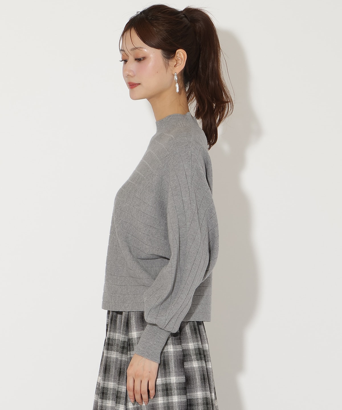 ワイドリブドルマンニット