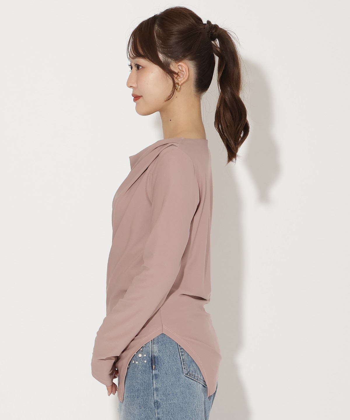 ドレープカットソー