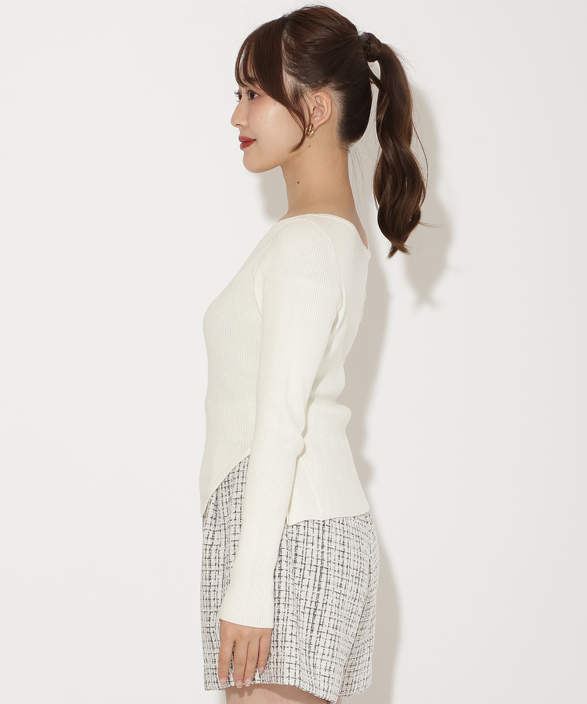 アシメＶネック長袖プルオーバー