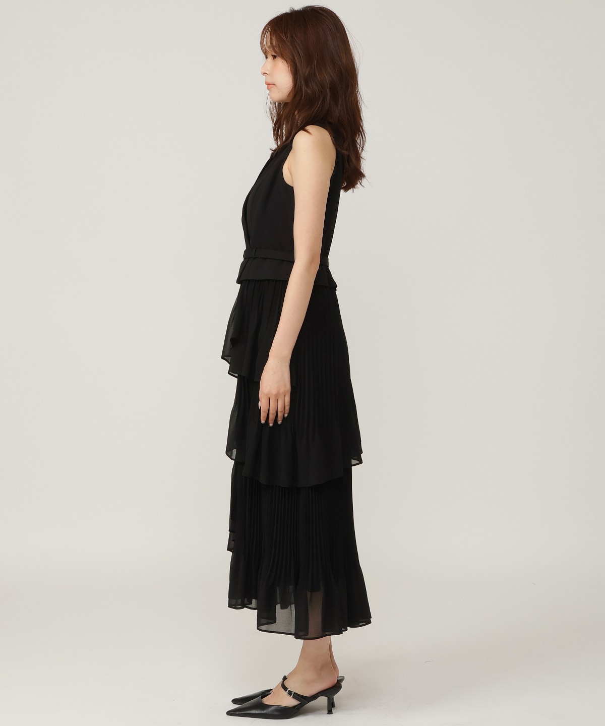 【5/14(木)一部店舗先行発売】ベストレイヤード消しプリーツワンピース