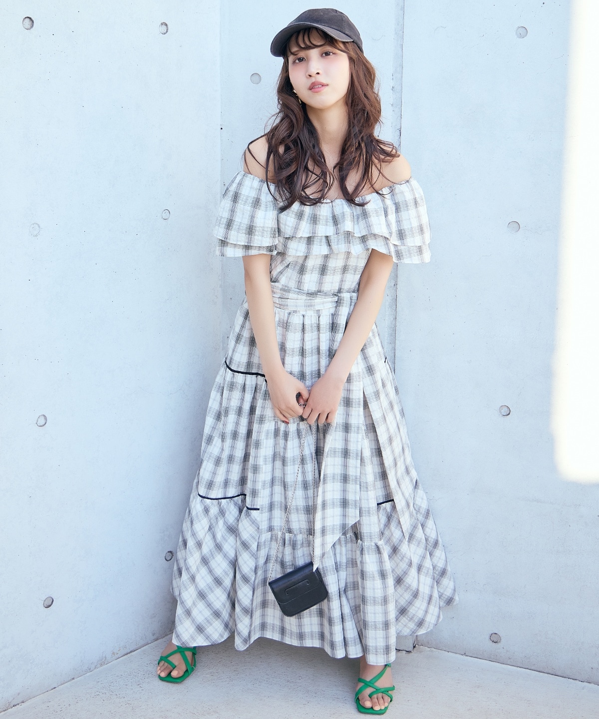 【先行予約受付中】オフショルチェックフレアワンピース